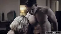 Jouer Personne ne l'a jamais baisée aussi bien que cet homme très excité