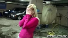Jouer Xxx Porn Films Télécharger le clip vidéo Jeune fille se fait baiser dans la lessive
