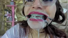 Reproduzir Blowjob Deepthroat com aparelho por auro de streamer bad kinky