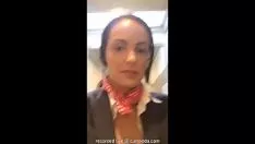 Redare O Stewardesa Se Freaca La Pizda In Avion