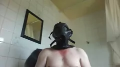 Jouer Double masquage de caoutchouc Fantasie: casque et actions à gaz masque à gaz